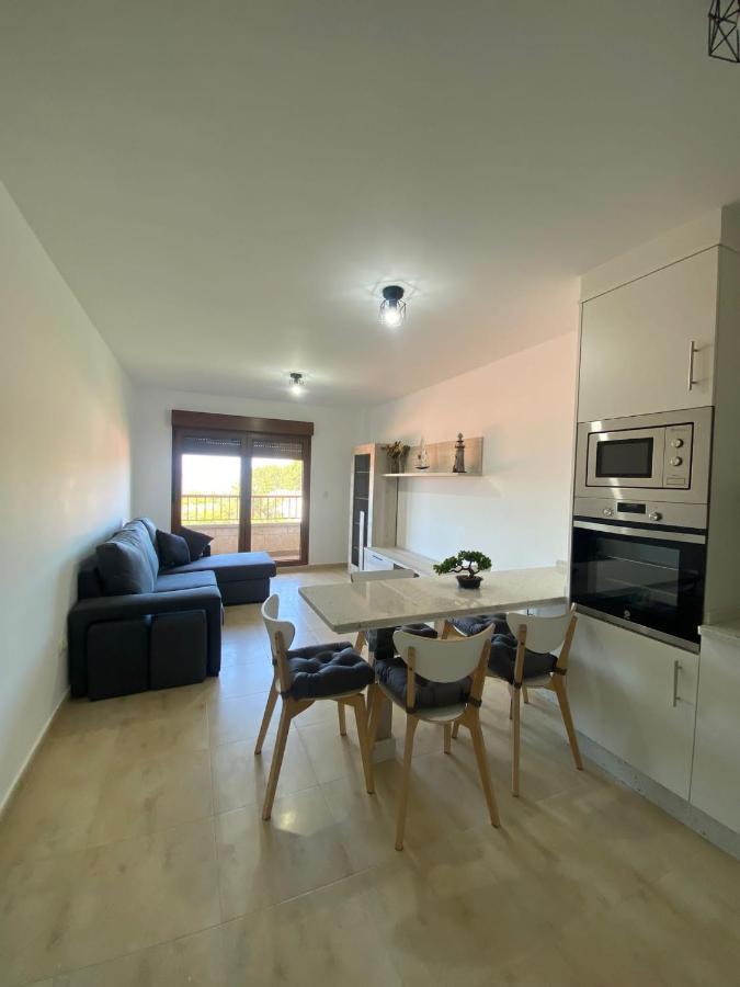 Apartamentos A Lanzada Понтеведра Экстерьер фото